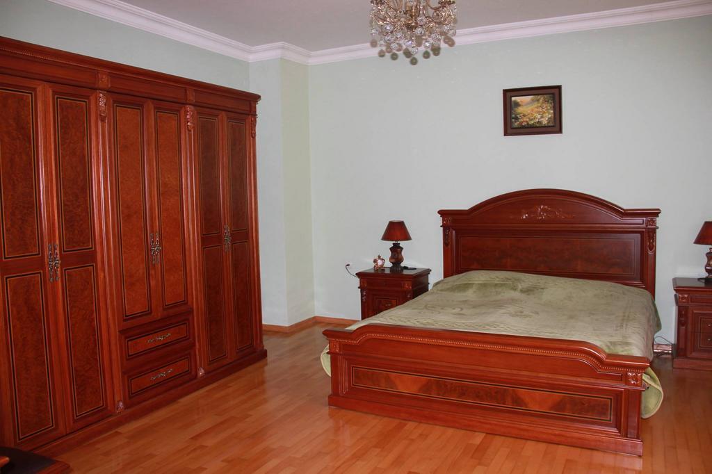 Guest House Kartvelishvili Batumi Exterior foto